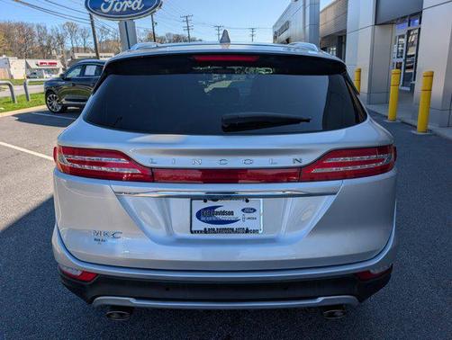 Ingot Silver Metallic 2019 Lincoln MKC Select