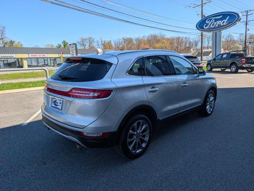 Ingot Silver Metallic 2019 Lincoln MKC Select