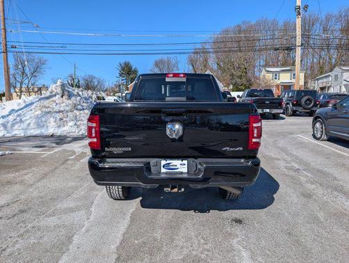 2024 RAM 2500 Laramie Crew Cab 4x4 6'4' Box