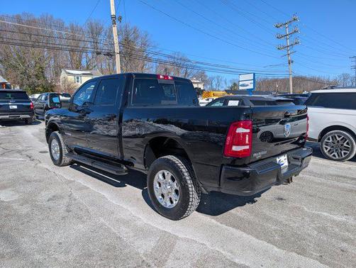 2024 RAM 2500 Laramie Crew Cab 4x4 6'4' Box