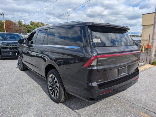 2025 Lincoln Navigator Black Label