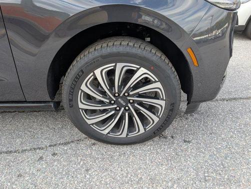 2025 Lincoln Navigator Black Label