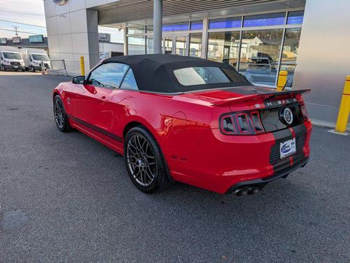 2013 Ford Shelby GT500 Base