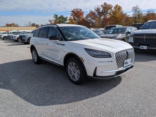 2026 Lincoln Corsair Premiere