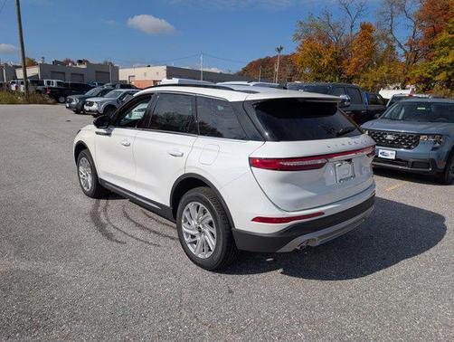 2026 Lincoln Corsair Premiere