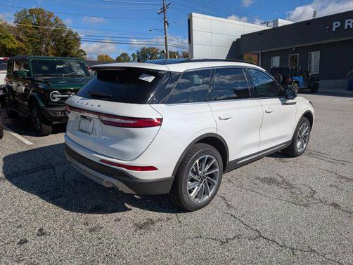 2026 Lincoln Corsair Premiere