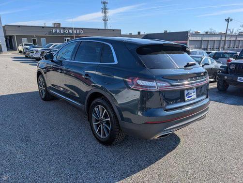 2022 Lincoln Nautilus Standard