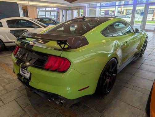 2020 Ford Shelby GT500 Base