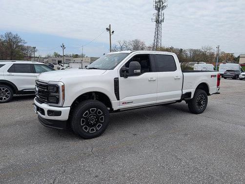 2025 Ford F-250 Platinum