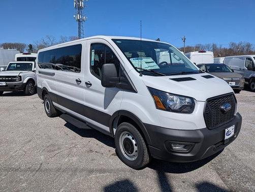 2025 Ford Transit-350 XL