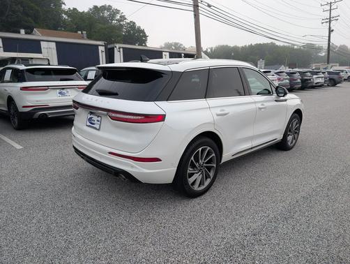 Pristine White Metallic Tri-Coat 2022 Lincoln Corsair Grand Touring