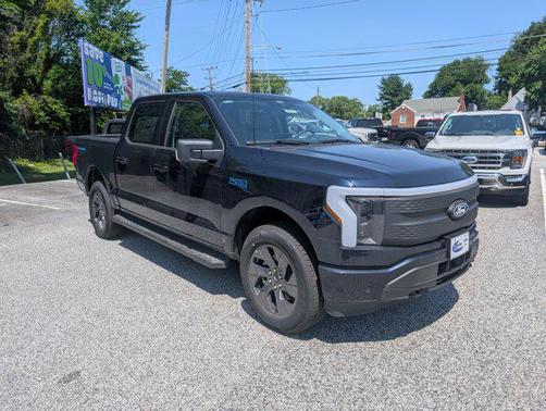 2025 Ford F-150 Lightning Flash