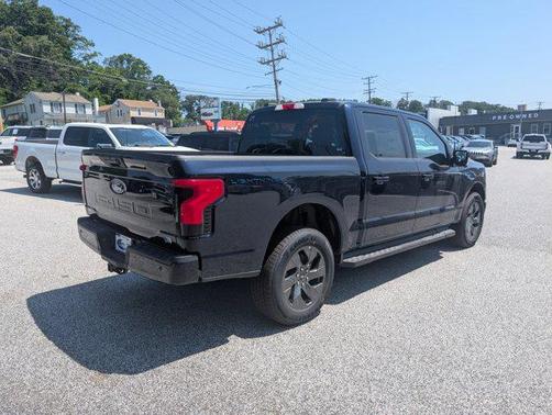 2025 Ford F-150 Lightning Flash