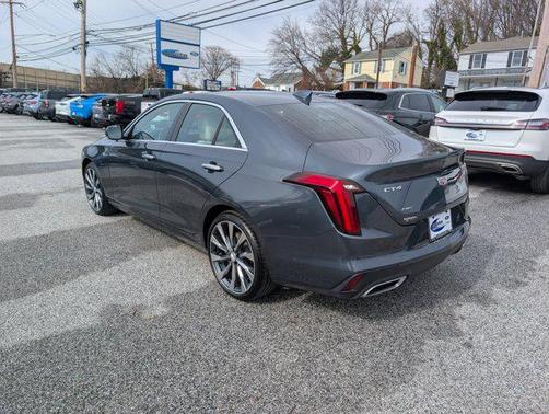 2022 Cadillac CT4 Luxury