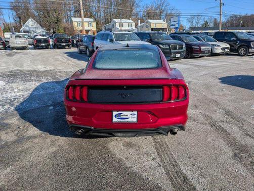 2021 Ford Mustang EcoBoost