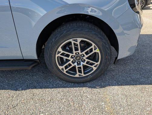 2025 Ford Expedition Max Active 4x4