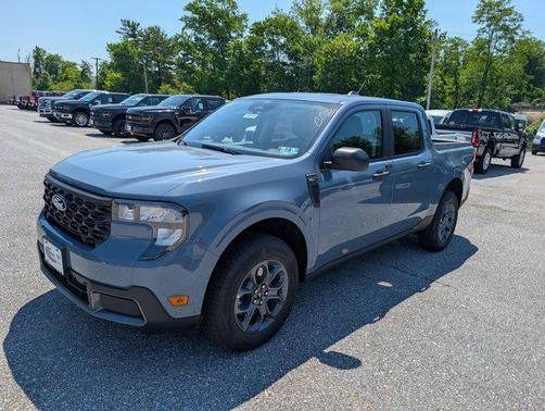 Azure Gray Metallic Tri-Coat 2026 Ford Maverick XLT