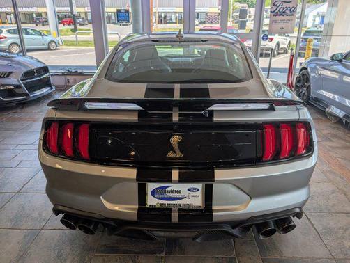 Iconic Silver Metallic 2020 Ford Shelby GT500 Base