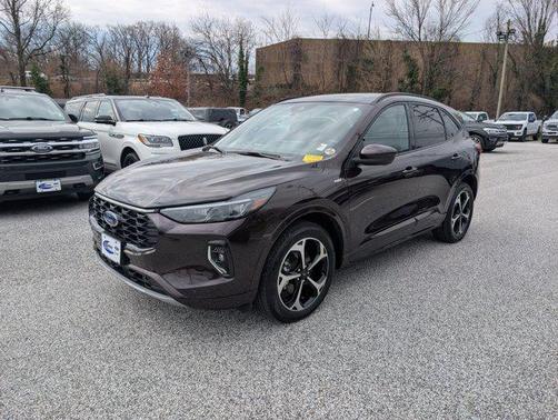 2023 Ford Escape ST-Line Elite