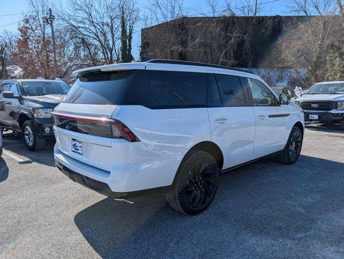 2026 Lincoln Navigator Reserve