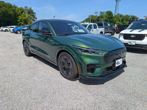2025 Ford Mustang Mach-E GT