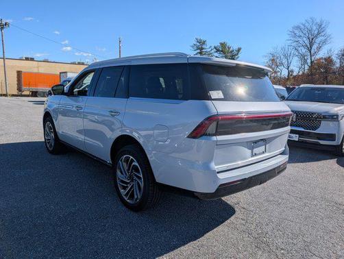 2025 Lincoln Navigator Reserve