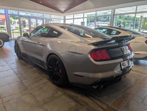 2020 Ford Shelby GT500 Base