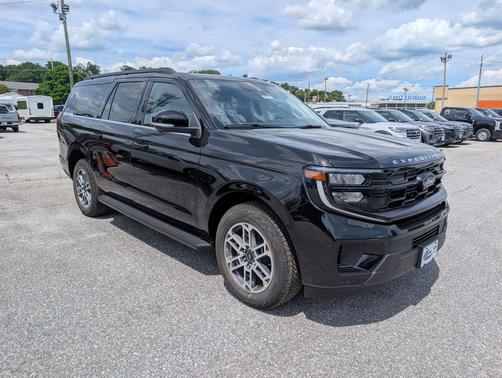 Agate Black Metallic 2026 Ford Expedition Max Active 4x4
