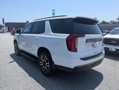 2022 GMC Yukon 4WD AT4
