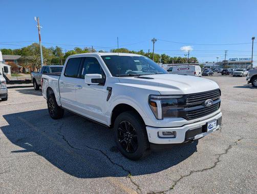 Star White Metallic Tri-Coat 2026 Ford F-150 Platinum