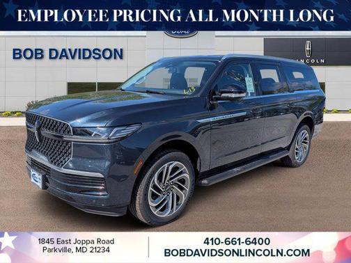 Flight Blue Metallic Clearcoat 2026 Lincoln Navigator Premiere
