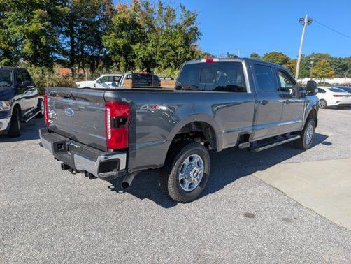 2026 Ford F-350 XLT