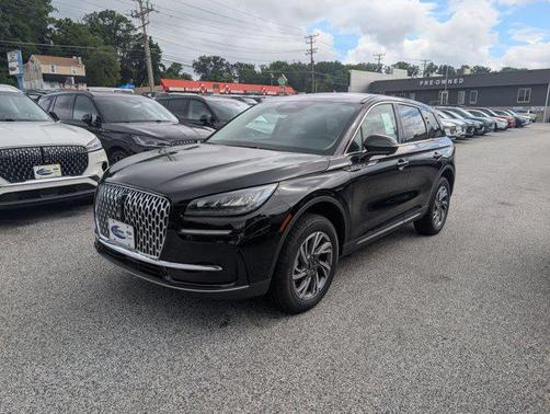 2025 Lincoln Corsair Premiere