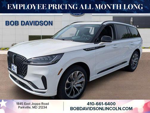 Pristine White Metallic Tri-Coat 2026 Lincoln Aviator Premiere