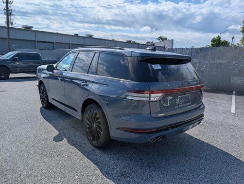 Whisper Blue Metallic Clearcoat 2026 Lincoln Aviator Reserve AWD
