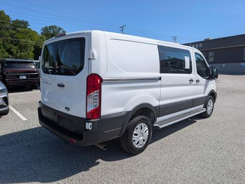 Oxford White 2024 Ford Transit-250 Base