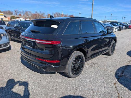 2026 Lincoln Corsair Premiere