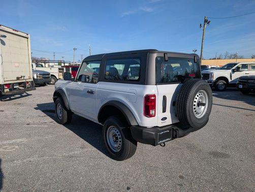 2025 Ford Bronco Base 2 Door 4x4