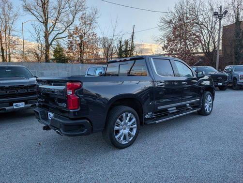 2022 Chevrolet Silverado 1500 High Country