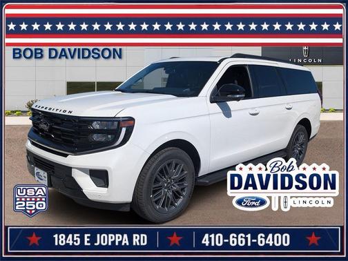 Star White Metallic Tri-Coat 2026 Ford Expedition Max Platinum