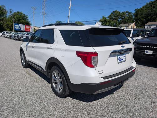 Star White Metallic Tri-Coat 2021 Ford Explorer XLT