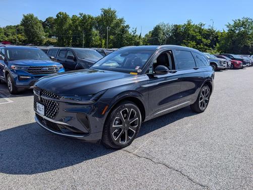 Blue Panther Metallic Clearcoat 2024 Lincoln Nautilus Reserve