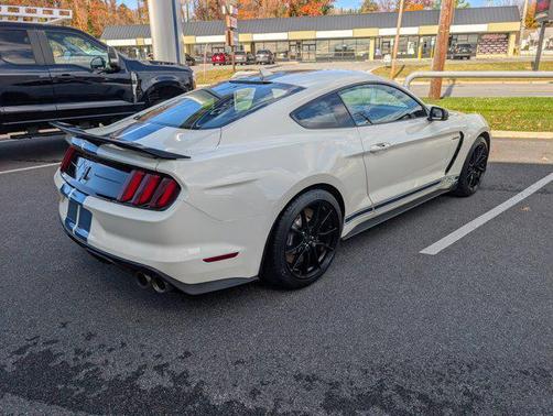 2020 Ford Shelby GT350 Base