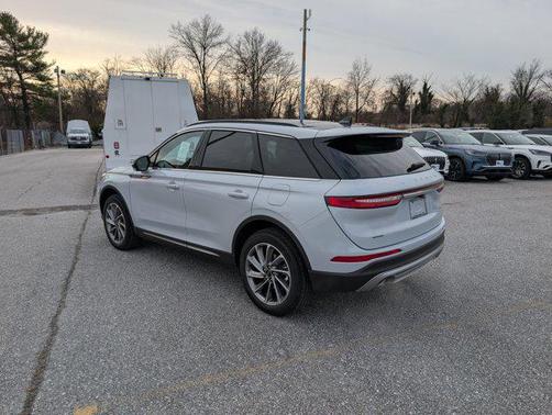 2026 Lincoln Corsair Premiere