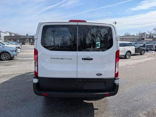 2024 Ford Transit-250 Base