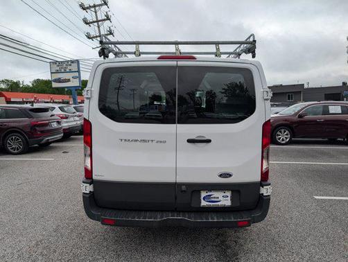 2017 Ford Transit-250 Base