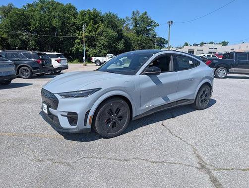 2025 Ford Mustang Mach-E GT