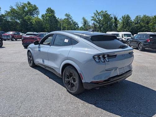 2025 Ford Mustang Mach-E GT