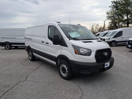 Oxford White 2026 Ford Transit-250 Base