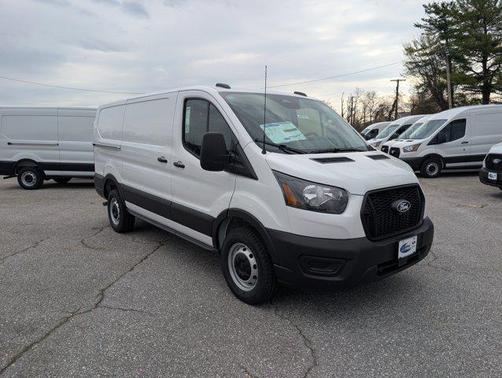 Oxford White 2026 Ford Transit-250 Base